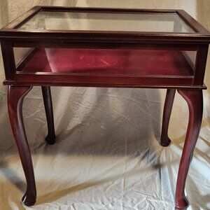 Vintage Bombay Company Cherry Stained Wood Glass Curio Lift Top Display Case